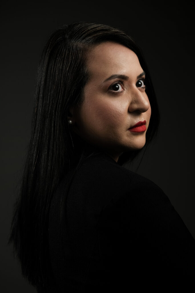 Dra. Fabienny Alves | Advogada Criminalista

Especialista em Direito Penal e Processual Penal, atuo na defesa técnica intransigente dos direitos e garantias fundamentais do cidadão. Minha atuação é pautada pela excelência, combatendo ilegalidades e assegurando o devido processo legal com estratégia, sobriedade e foco em resultados de alta performance na advocacia criminal.

⚖️ Defesa estratégica e proteção constitucional em todas as fases do processo